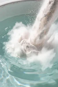 آموزش مخلوط کردن گچ قالب سازی و پودر پاشی صحیح